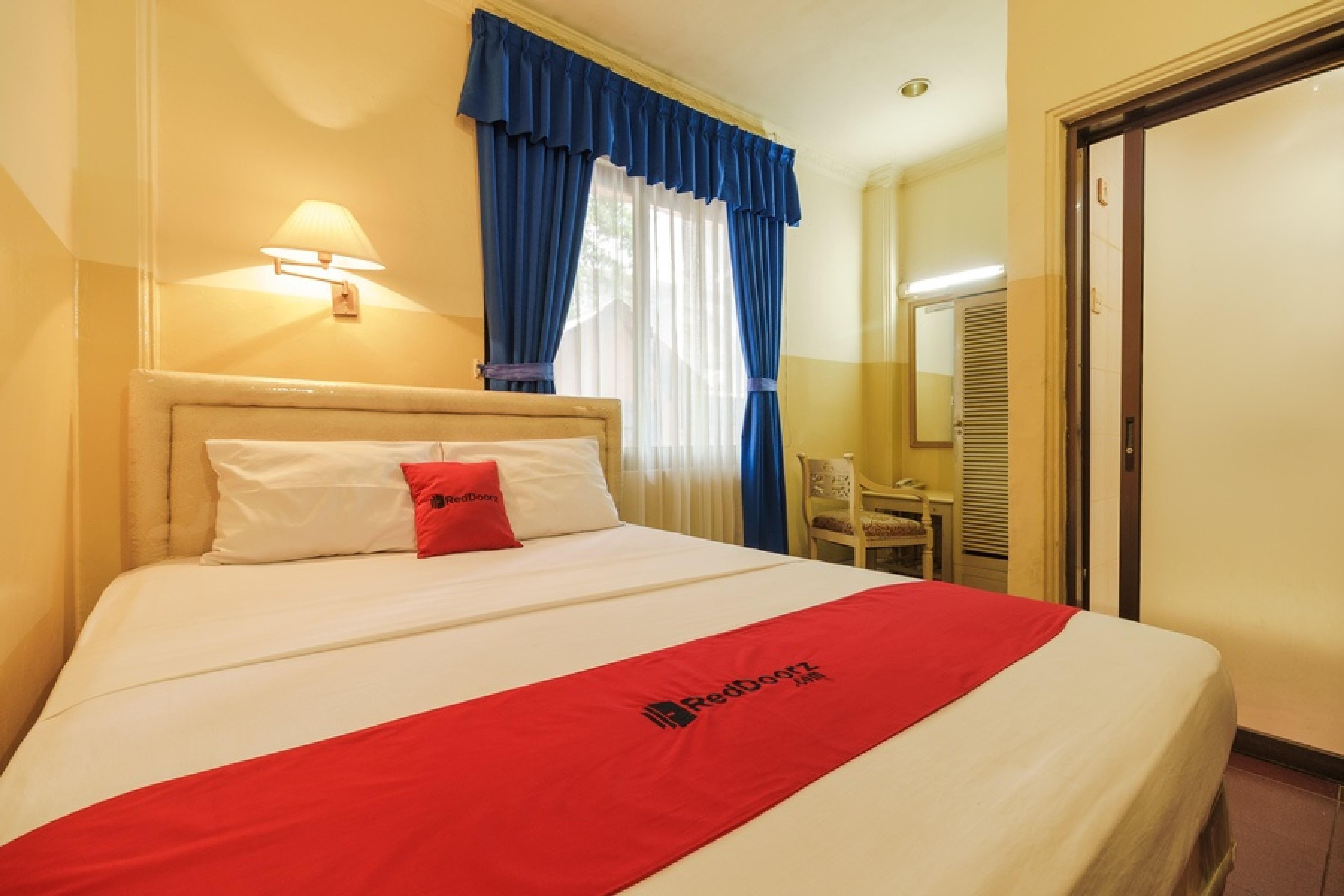 Reddoorz @ Jalan Jaksa Τζακάρτα Εξωτερικό φωτογραφία